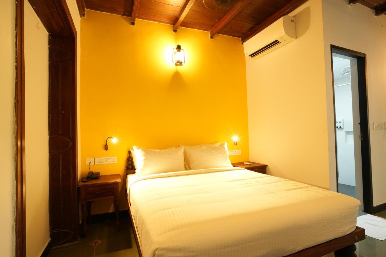 The Sunset Bay Fort Kochi Exterior foto
