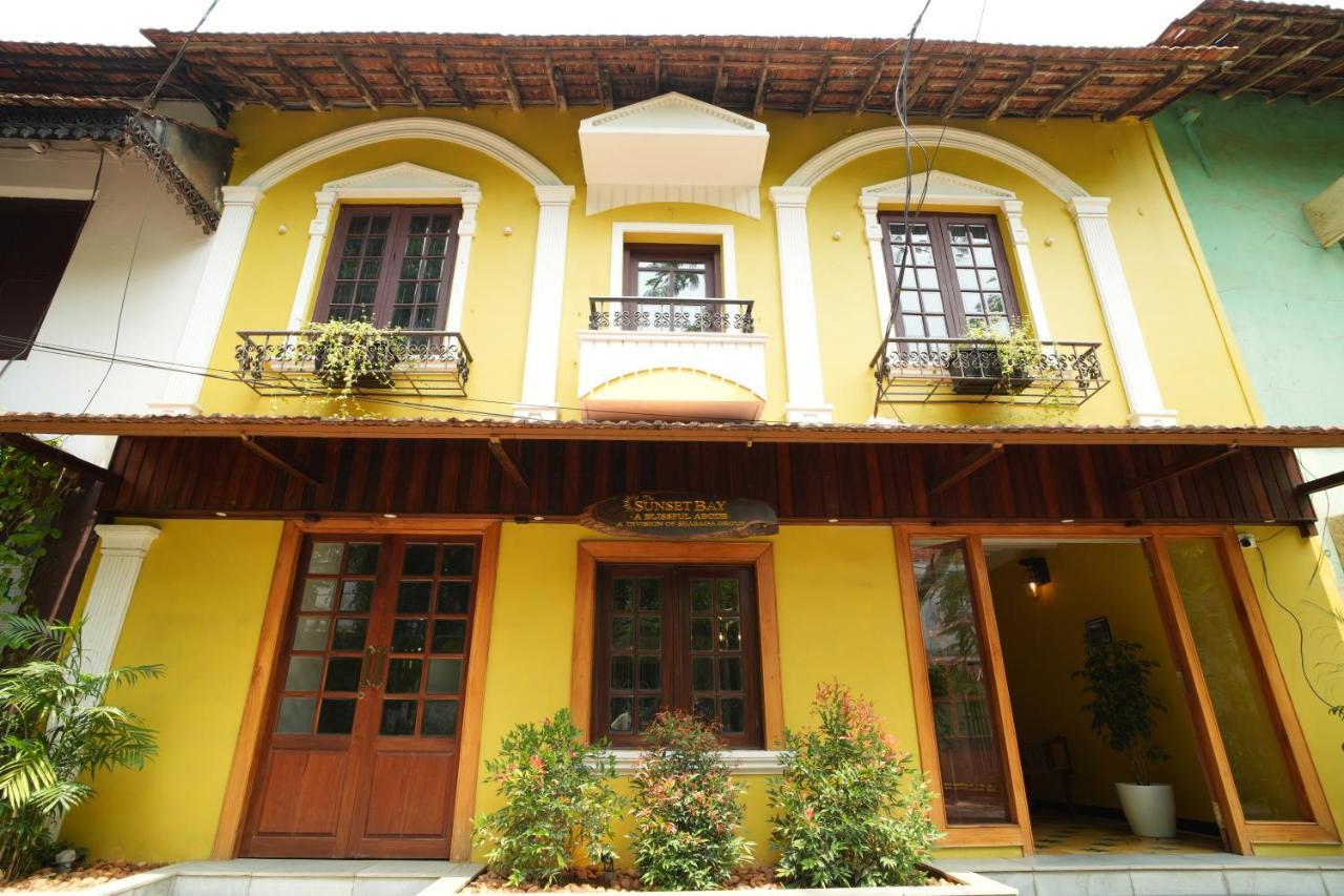 The Sunset Bay Fort Kochi Exterior foto