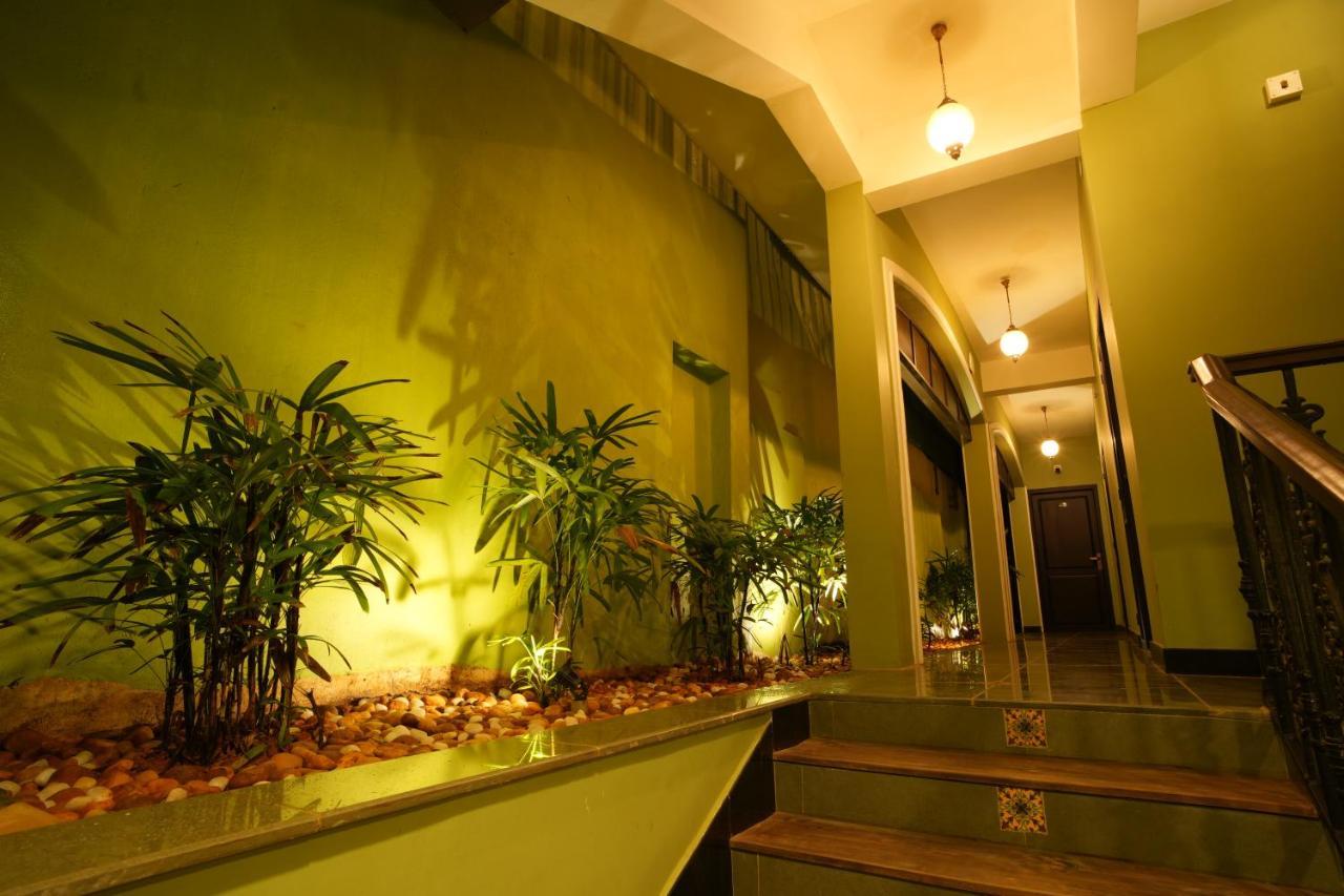 The Sunset Bay Fort Kochi Exterior foto