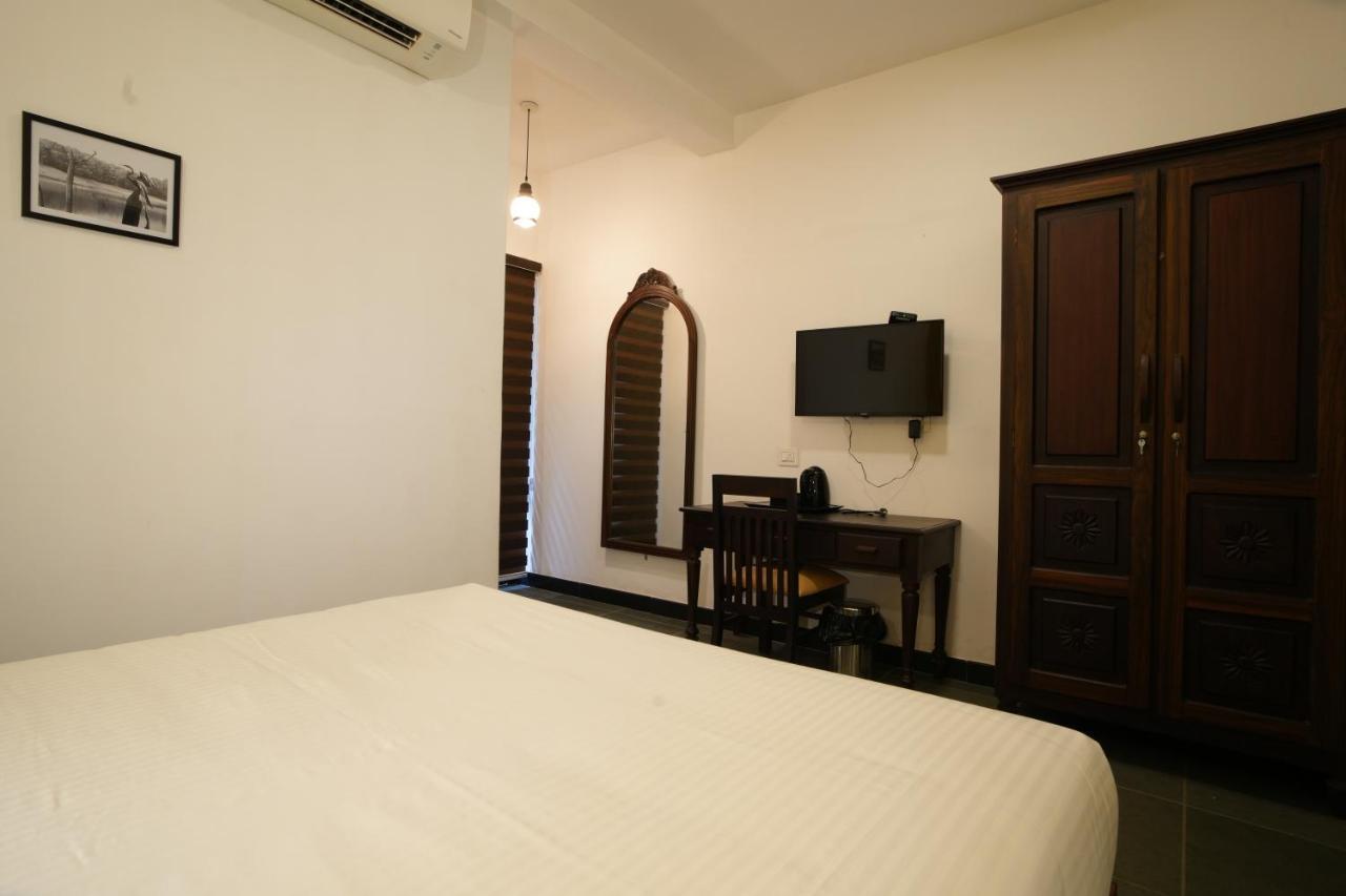 The Sunset Bay Fort Kochi Exterior foto